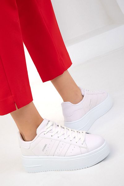 SOHO Weißer Damen-Sneaker, Modell 19685