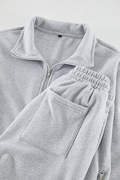 Trendyol Collection Σετ αθλητικής φόρμας Grey Melange με φερμουάρ - Κανονική εφαρμογή TMNAW25EM00005