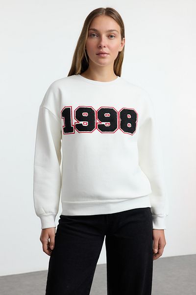 Trendyol Collection Ecru FleeceSlogan Vyšívaná tlustá vnitřní mikina-RegularCut Twoaw25sw00012