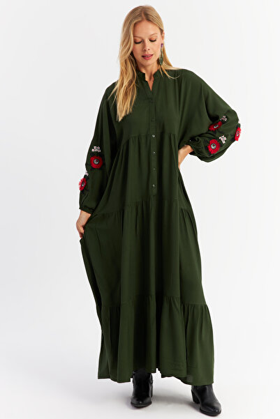 Cool & Sexy Khaki Colored Women's Maxi Dress - Flounce Detail, Alo9