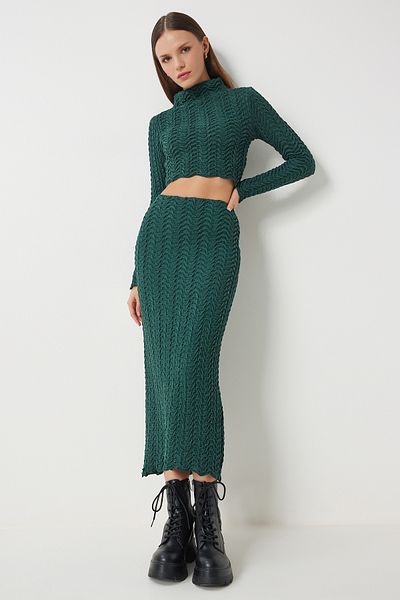 Happiness İstanbul Women's Dark Green Textured Stand Collar Knitwear Crop Skirt Set Cv00034