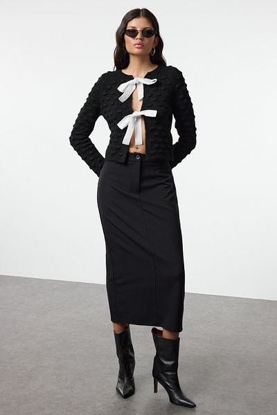 Trendyol Collection Soft Textured Black Crop Knitwear Cardigan - Ribbon Detail, Twoaw25Hi00182