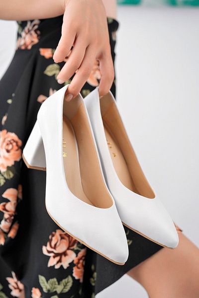 ERNİLA Ernila Genuine Leather Women's Stiletto - Low Heel