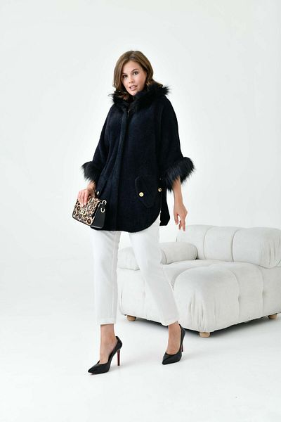 FTZ WOMEN Women's Fur Detailed Poncho Black 20701