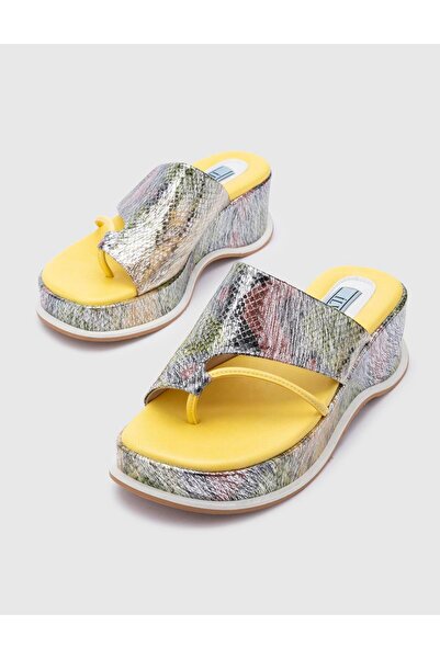 İLVİ Fairy Tale Genuine Leather Women's Yellow Snake Printed Slippers