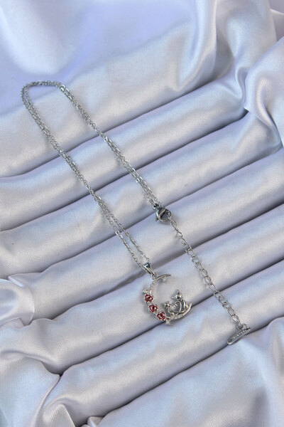 BSRE Silver Color Red Rose Detail Cat Figure Moon Necklace (316L Steel)