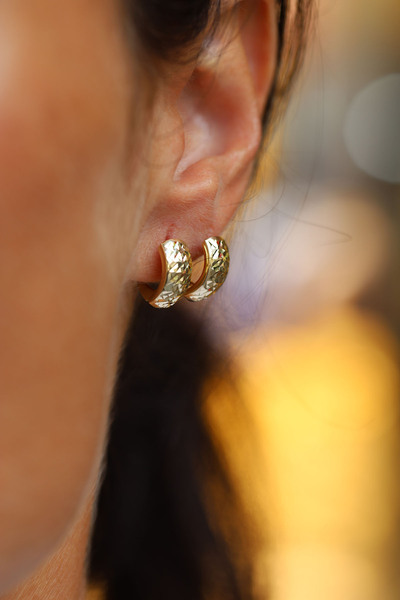 Yenigün Kuyumculuk 14 Ayar Altın Kalemli J Küpe 2