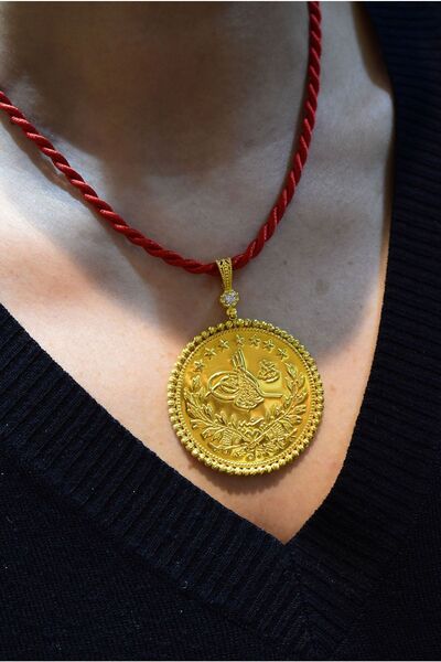 Yenigün Kuyumculuk 14 Ayar Altın Baskılı Reşat Beşli Ipek Ipli Kolye