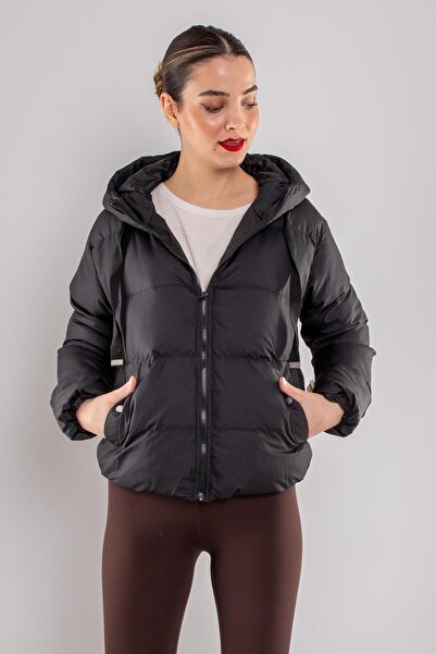 PIQUE PLEA Slimfit Çıtçıtlı Kapüşonlu Kısa Şİşme Mont