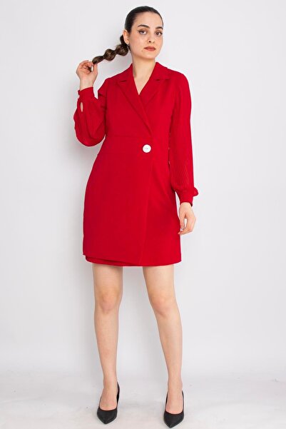 AYHAN 61891 Pilise Kol Kruvaze Yaka Broş Detay Kapaklı Kısa Krep Elbise