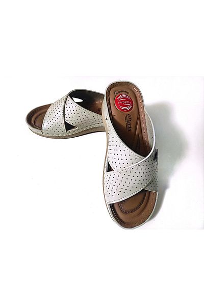 Foxter Women's Daily Travel Slippers