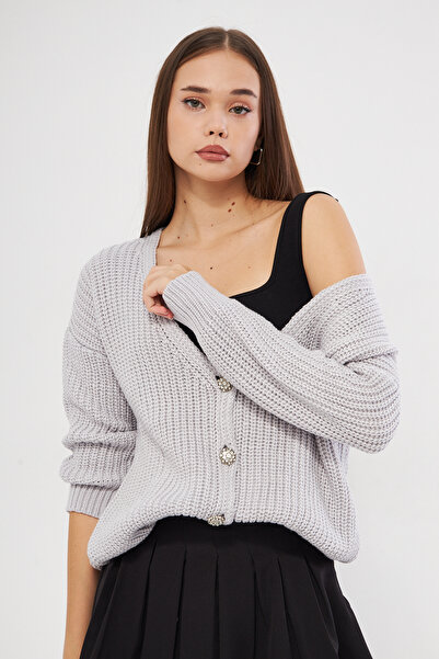 Kutaf سترة تريكو أساسية باللون الرمادي على شكل حرف V