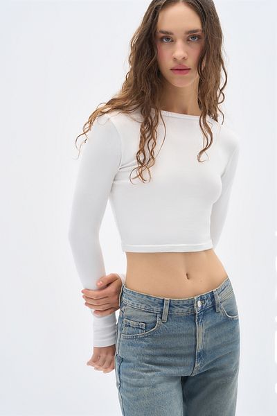 Wear Three Points Pulse Slim Fit White T-Shirt - Long Sleeve Breathable Cotton with Embroidery Detail