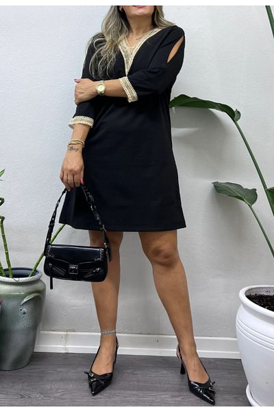leilas Γυναικείο Plus Size Μαύρο Χρώμα Lycra Scuba Crepe Laced Κομψό κοντό φόρεμα