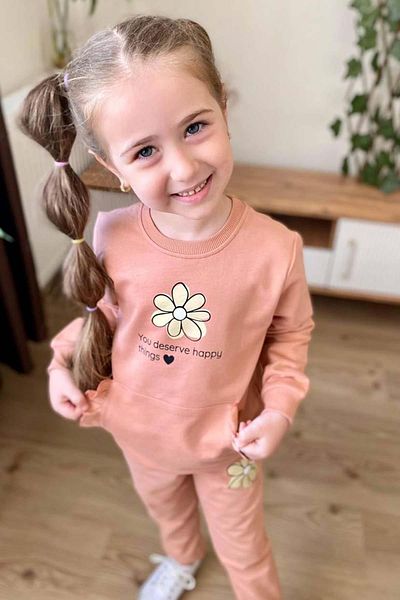 Riccotarz Φούτερ για κορίτσια με στάμπα Daisy - Σετ φόρμας σομόν με λεπτομέρεια βολάν