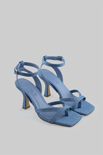 sovrana Toe Detailed Heeled Shoes Denim