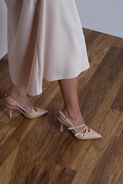 sovrana Üç Kemer Detaylı Topuklu Ayakkabı Ten Rugan