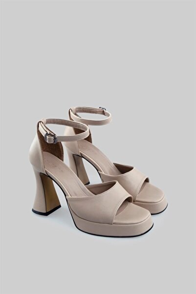 sovrana Single Strap Thick Platform Heeled Shoes Tan