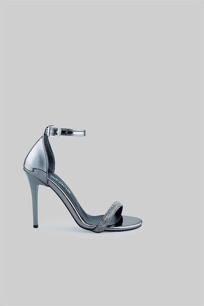 sovrana Single Band Stone Heeled Shoes Platinum Mirror