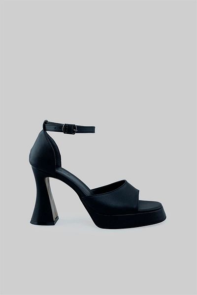 sovrana Single Strap Thick Platform Heeled Shoes Black
