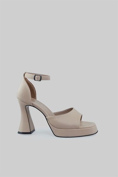 sovrana Single Strap Thick Platform Heeled Shoes Tan