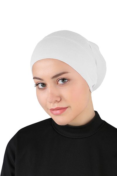 Ecardin Practical and Comfortable White Pipe Bonnet - St 222