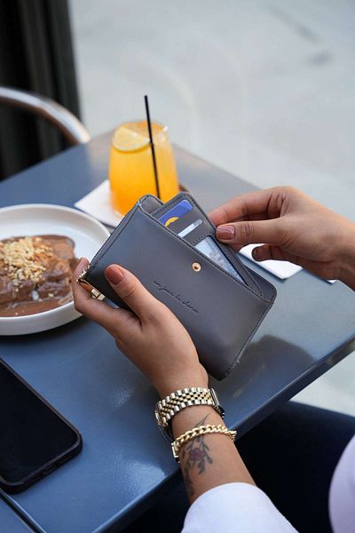 Crew Leather Braga Women's Wallet / Card Holder Gift