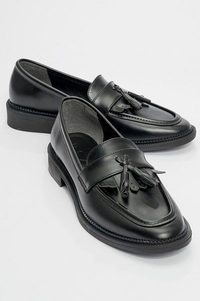 LuviShoes Дамски мокасини от лачена черна матова кожа LILY