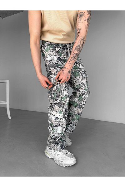 ablukaonline Green Men's Cargo Pants - Baggy Fit, Multi Cargo Pocket, Parachute Fabric Printed