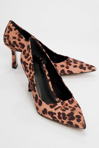 LuviShoes حذاء بكعب نسائي من CALSE باللون الأسود والأصفر
