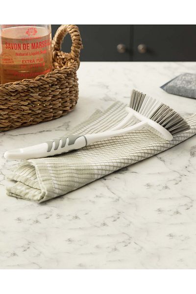 Madame Coco Graque Sink and Bathtub Brush