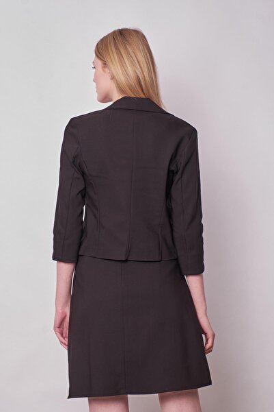 Jument Women's Collared Capri Sleeve Sleeve Slit Lightweight Lycra Fabric Short Blazer Jacket (Skirt Jument100083)-Si