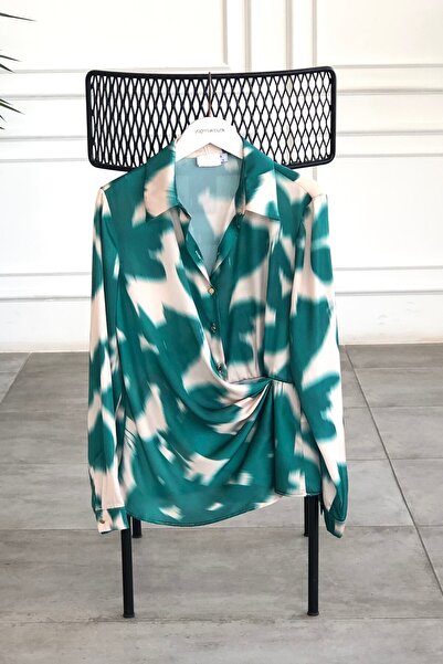 Yağmur Butik Bluză din satin drapată pe lateral