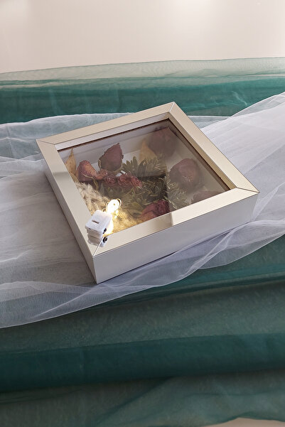 Verda Çerçeve 20x20x5 cm Ledli Anı Çerçevesi! Yeni Moda Çiçek Anı Çerçevesi!