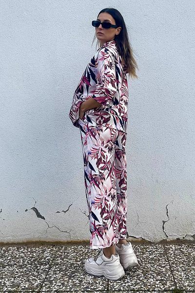 C&City Ecru/Roșu Pantaloni cu tăietură lejeră Pantaloni de trening 835