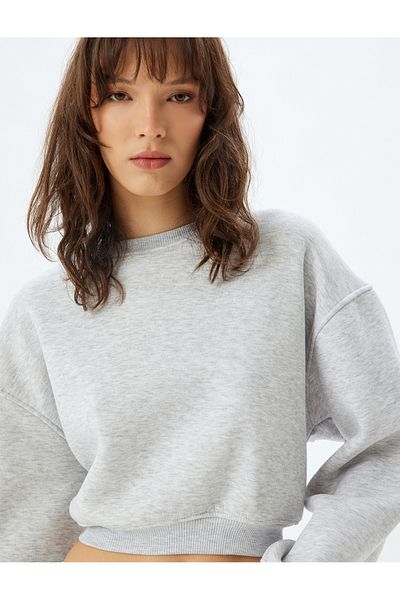 Koton Basic Crop Sweatshirt Made of Three Thread - Crew Neck