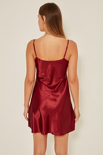 C&City 060 Dámská saténová krajková noční košile Claret Red