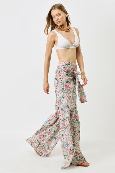 C&City 9078 Modell Damenhose mit Blumenmuster und Gürtel
