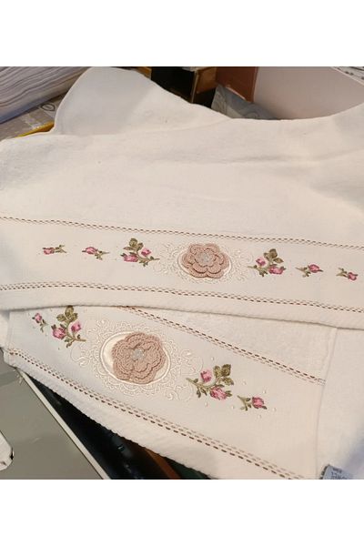 Fiesta Emotion 3D Embroidered Bamboo Mother's Towel Set - Cream