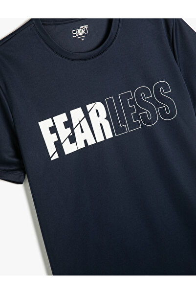 Koton Kurzärmliges Sport-T-Shirt mit Rundhalsausschnitt – Slogan bedruckt