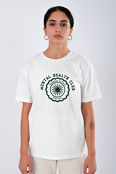 Coredra Klub za mentalno zdravlje za žene T-shirt - Udobno kroj, Ecru