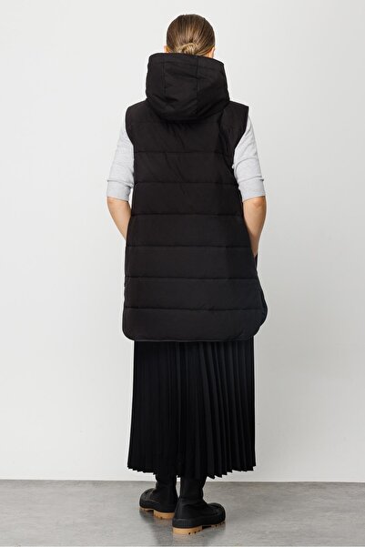 Micca Basen Örten Kapitone İçi Dolgulu Renkli Astarlı Spor Zamansız Yelek-Siyah