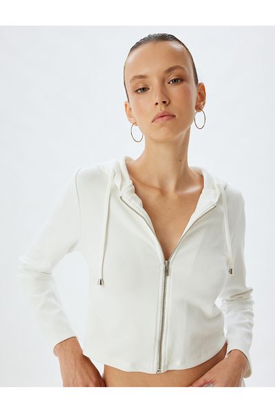 Koton Viscose Basic Zippered Hooded Crop Sweatshirt