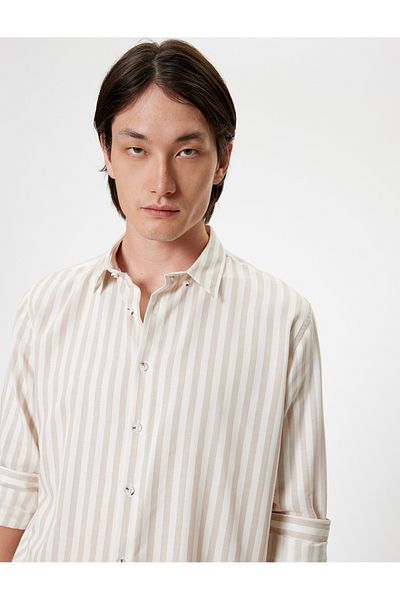 Koton Slim Fit bavlněná košile s dlouhým rukávem - detail límečku s knoflíky