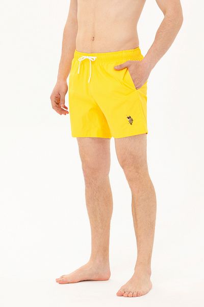 U.S. Polo Assn. شورت السباحة الأصفر للرجال 50262332 -VR044