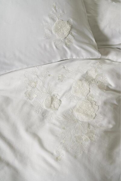 Cotton Box 3D Embroidered Satin Double Duvet Cover Set Gembira White