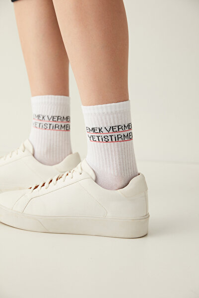 Penti جوارب بيضاء مفصلة بشعار