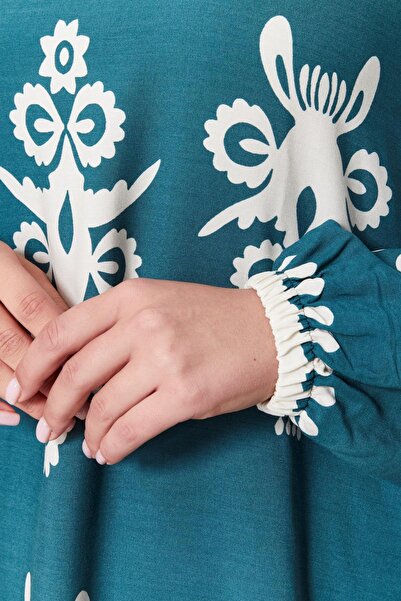 Ferace Women's Plus Size Judge Collar Dress