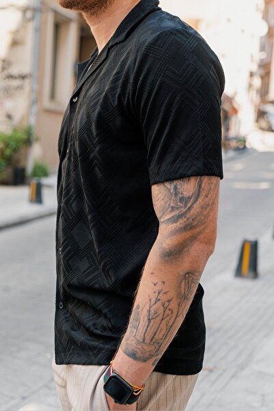 Valiberta Черна мъжка свободна риза с къс ръкав и шарки от жакард