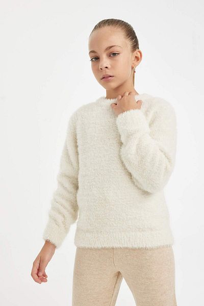 DeFacto Girl's Crew Neck Soft Textured Knitwear Sweater 3136541